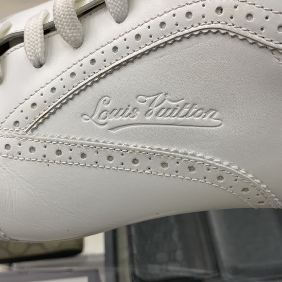 LOUIS VUITTON WINGTIP SNEAKER - Picture 3 of 8